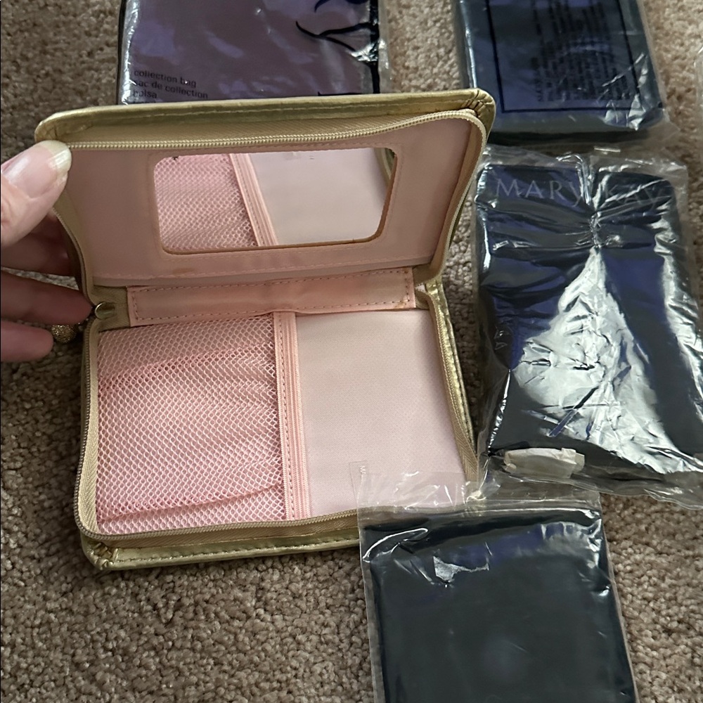 Mary Kay bundle - Picture 3 of 7